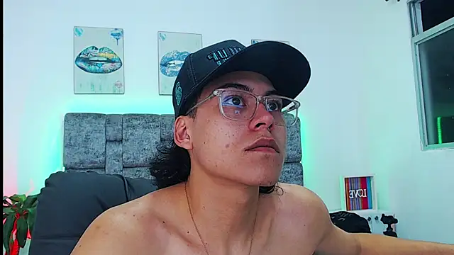 dirty model online show from September 2025 12:54:01 AM