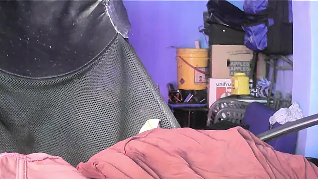 Snapshot of Clangel19 chatting on September 2025 01:18:02 AM Clangel19 online show from September 2025 01:18:02 AM