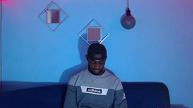 Snapshot of eebony_stallion chatting on March 2026 03:10:01 AM eebony stallion online show from March 2026 03:10:01 AM