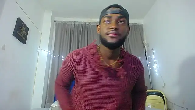 Snapshot of eebony_stallion chatting on March 2026 03:45:02 AM eebony stallion online show from March 2026 03:45:02 AM