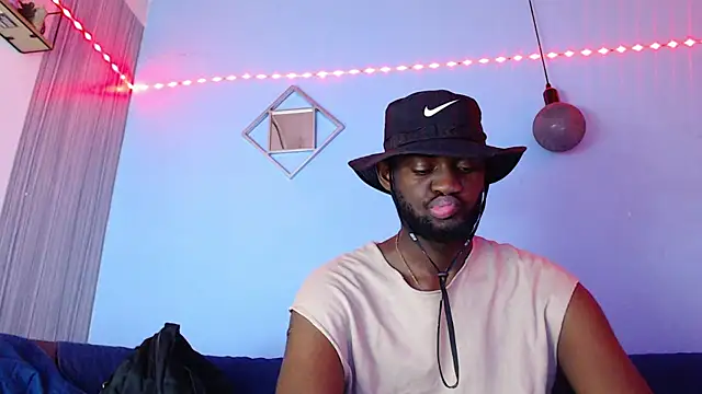 Snapshot of eebony_stallion chatting on April 2026 06:24:02 PM eebony stallion online show from April 2026 06:24:02 PM