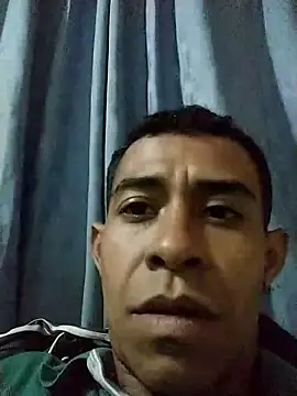 Snapshot of SUPERLUISKA__ chatting on October 2025 01:24:01 AM SUPERLUISKA online show from October 2025 01:24:01 AM
