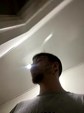 Kissmalditox online show from November 2025 01:08:01 AM