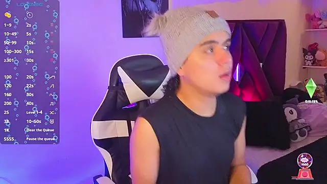 Snapshot of derek_greyy_ chatting on September 2025 06:43:02 PM derek greyy online show from September 2025 06:43:02 PM