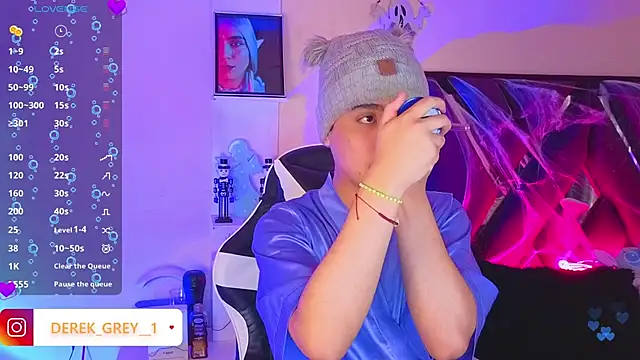 Snapshot of derek_greyy_ chatting on October 2025 06:23:01 PM derek greyy online show from October 2025 06:23:01 PM