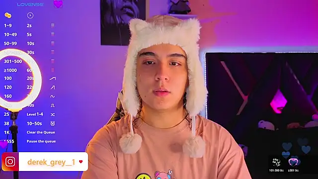 Snapshot of derek_greyy_ chatting on April 2026 03:27:02 PM derek greyy online show from April 2026 03:27:02 PM