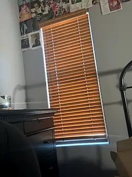 Snapshot of M1l3yD3w chatting on September 2025 08:47:01 PM M1l3yD3w online show from September 2025 08:47:01 PM