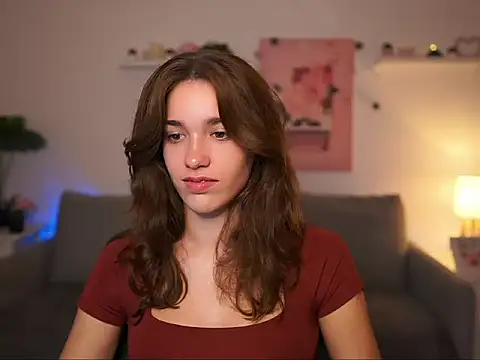 Snapshot of kissie_cat chatting on September 2025 05:13:01 PM kissie cat online show from September 2025 05:13:01 PM