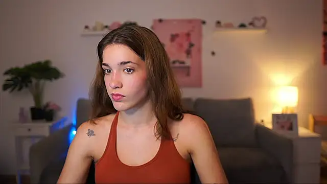 Snapshot of kissie_cat chatting on September 2025 01:13:02 PM kissie cat online show from September 2025 01:13:02 PM