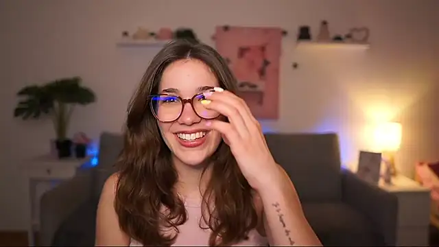 Snapshot of kissie_cat chatting on March 2026 02:56:01 PM kissie cat online show from March 2026 02:56:01 PM