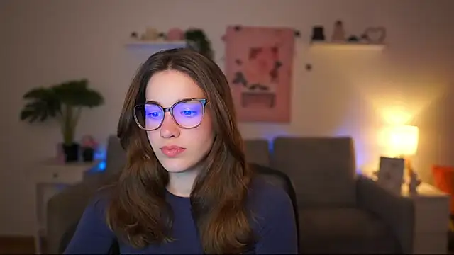 Snapshot of kissie_cat chatting on March 2026 02:21:02 PM kissie cat online show from March 2026 02:21:02 PM