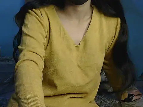 imaila18 online show from November 2025 05:06:02 AM