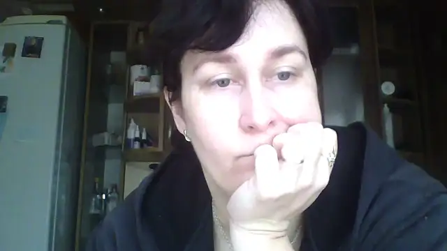 Snapshot of Amandda_ chatting on March 2026 06:08:01 AM Amandda online show from March 2026 06:08:01 AM