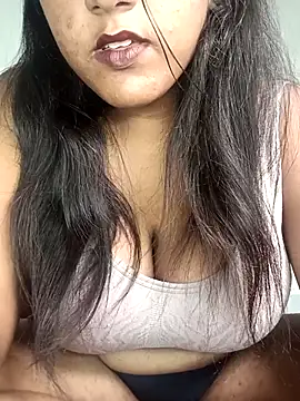 Snapshot of Cute_mikii chatting on October 2025 06:50:01 PM Cute mikii online show from October 2025 06:50:01 PM