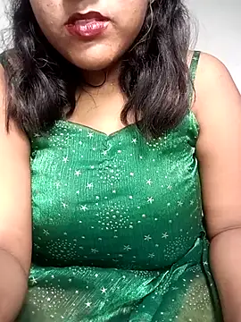 Snapshot of Cute_mikii chatting on November 2025 02:17:01 PM Cute mikii online show from November 2025 02:17:01 PM