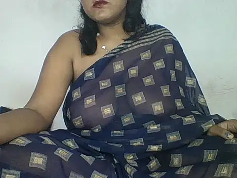 Snapshot of Cute_mikii chatting on November 2025 11:14:01 AM Cute mikii online show from November 2025 11:14:01 AM