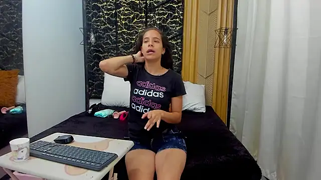 MiaCours online show from February 2026 12:24:01 PM