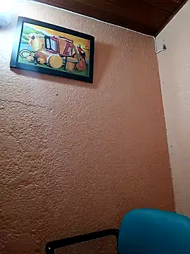 Snapshot of Mia-Glow chatting on October 2025 11:54:01 AM Mia-Glow online show from October 2025 11:54:01 AM