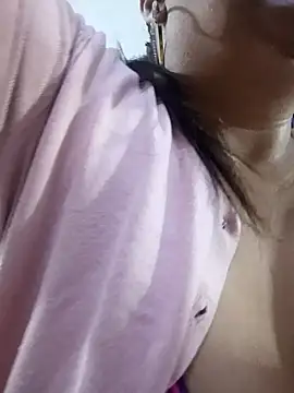 Snapshot of Mia-Glow chatting on November 2025 12:38:02 PM Mia-Glow online show from November 2025 12:38:02 PM