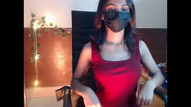 Snapshot of _kamyaa09 chatting on January 2026 04:22:01 PM kamyaa09 online show from January 2026 04:22:01 PM