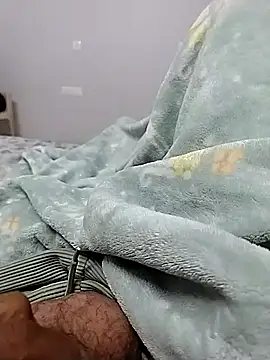 Desiandaz online show from November 2025 03:50:01 PM