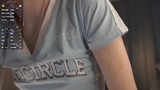 Snapshot of VernonKnapik chatting on October 2025 07:31:02 AM VernonKnapik online show from October 2025 07:31:02 AM