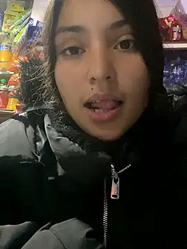 Snapshot of hotwife26 chatting on January 2026 03:43:01 AM hotwife26 online show from January 2026 03:43:01 AM