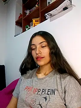 Snapshot of hotwife26 chatting on February 2026 12:07:01 AM hotwife26 online show from February 2026 12:07:01 AM