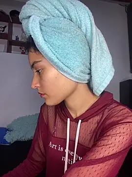 Snapshot of hotwife26 chatting on March 2026 11:32:02 PM hotwife26 online show from March 2026 11:32:02 PM