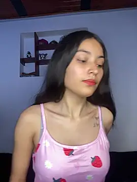 Snapshot of hotwife26 chatting on April 2026 07:03:02 PM hotwife26 online show from April 2026 07:03:02 PM