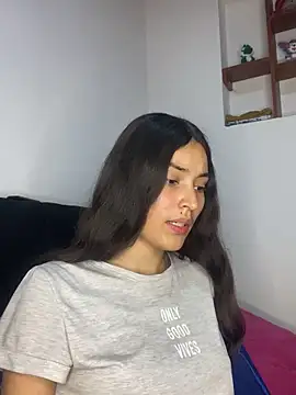 Snapshot of hotwife26 chatting on April 2026 02:27:02 AM hotwife26 online show from April 2026 02:27:02 AM