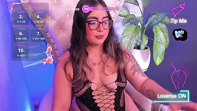 April  foxx online show from October 2025 03:44:01 PM