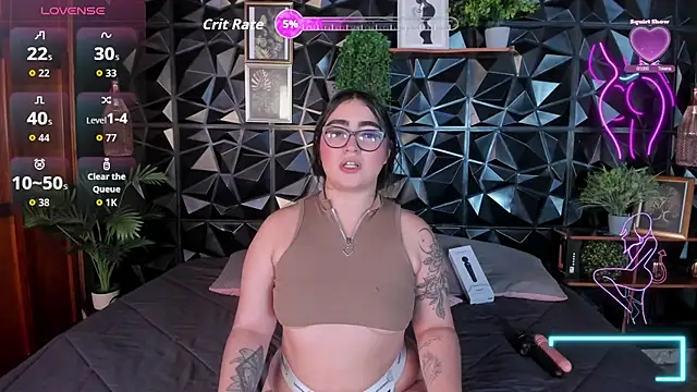 April  foxx online show from November 2025 03:05:02 PM