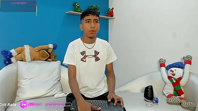 ender h0t online show from December 2025 07:42:02 PM