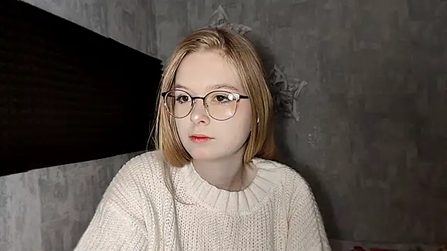 LiaVibes online show from December 2025 07:16:02 AM