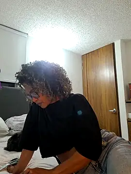 BiiancaEstradaa online show from February 2026 02:28:02 AM