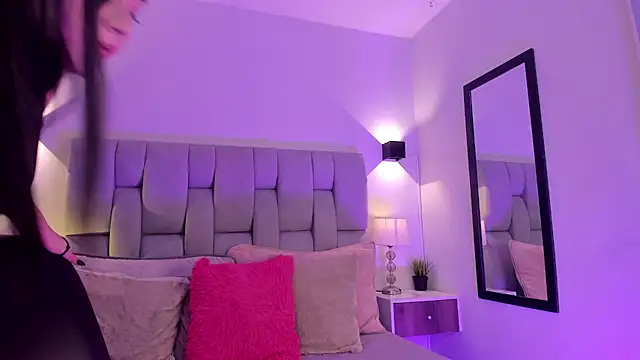 Seraphyne666 online show from March 2026 06:04:01 PM