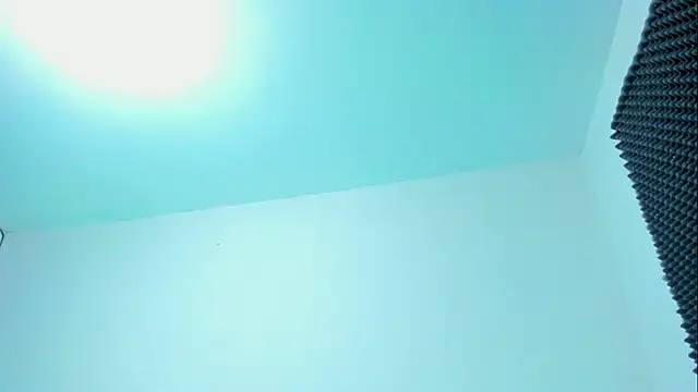 Im naho online show from October 2025 11:16:02 PM