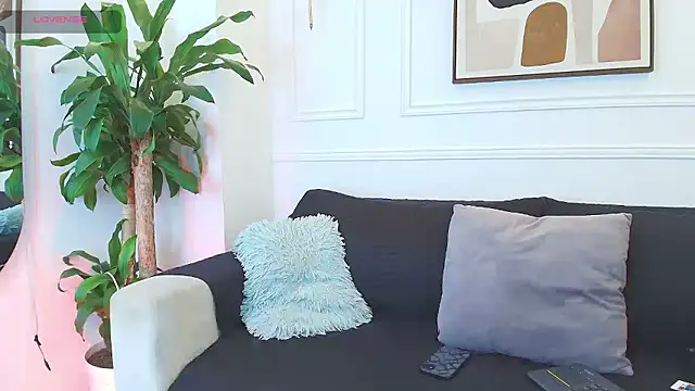 Naim Bennetsex online show from October 2025 06:30:02 PM