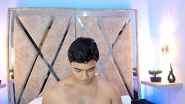 jayd muscle online show from December 2025 04:54:01 AM