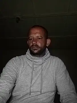 Snapshot of Lekewarmele chatting on April 2026 06:21:01 PM Lekewarmele online show from April 2026 06:21:01 PM