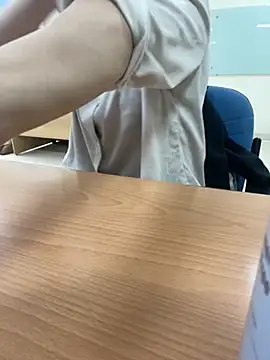 Snapshot of -NhaKy22 chatting on December 2025 02:20:01 AM -NhaKy22 online show from December 2025 02:20:01 AM