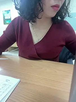 Snapshot of -NhaKy22 chatting on February 2026 01:10:02 AM -NhaKy22 online show from February 2026 01:10:02 AM