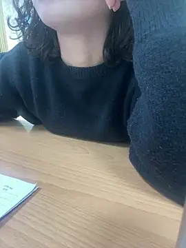 Snapshot of -NhaKy22 chatting on February 2026 01:32:01 AM -NhaKy22 online show from February 2026 01:32:01 AM