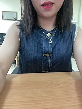 Snapshot of -NhaKy22 chatting on April 2026 01:25:01 AM -NhaKy22 online show from April 2026 01:25:01 AM