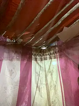 PhanHaa online show from September 2025 02:46:01 AM