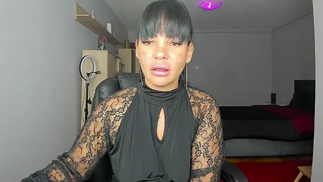 Snapshot of Ella_sweety00 chatting on September 2025 03:39:01 PM Ella sweety00 online show from September 2025 03:39:01 PM