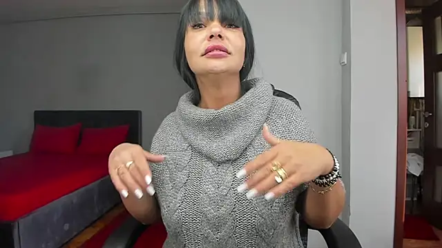 Snapshot of Ella_sweety00 chatting on October 2025 12:27:02 PM Ella sweety00 online show from October 2025 12:27:02 PM