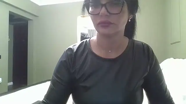 Snapshot of Ella_sweety00 chatting on June 2026 06:51:02 PM Ella sweety00 online show from June 2026 06:51:02 PM