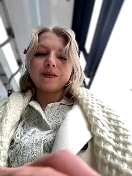 EveLittleSinner online show from October 2025 08:54:02 AM